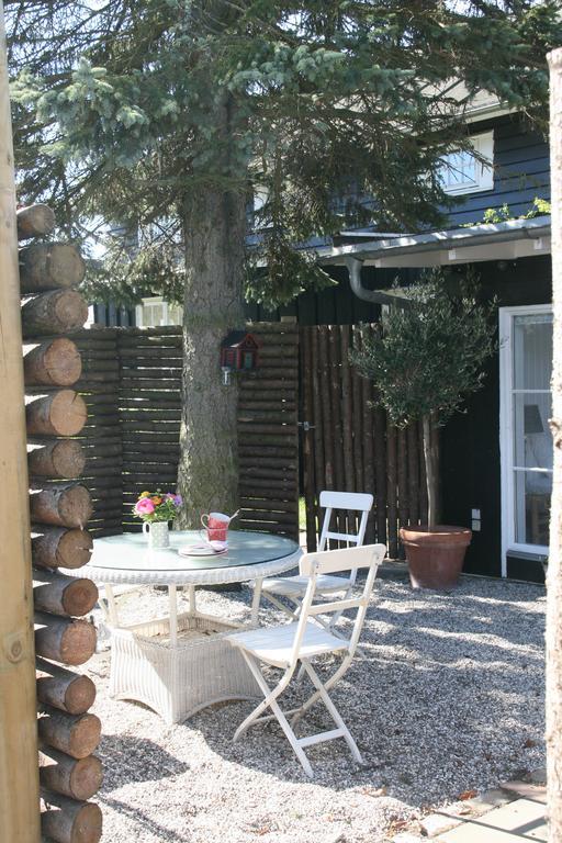 Villa Humlebaek B&B Екстер'єр фото