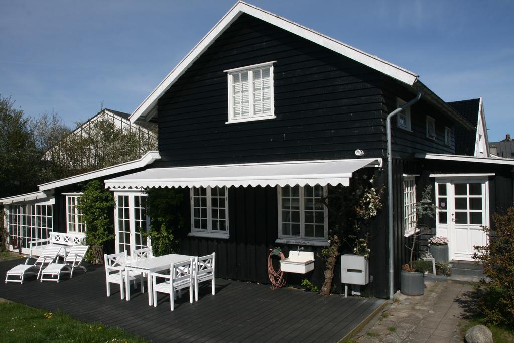 Villa Humlebaek B&B Екстер'єр фото